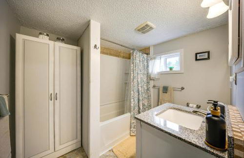 15 Mi to Penn State Hideaway with Fire Pit! - Foto 19