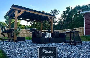 Close to Downtown, Beaches, and NAS! - Photo 22