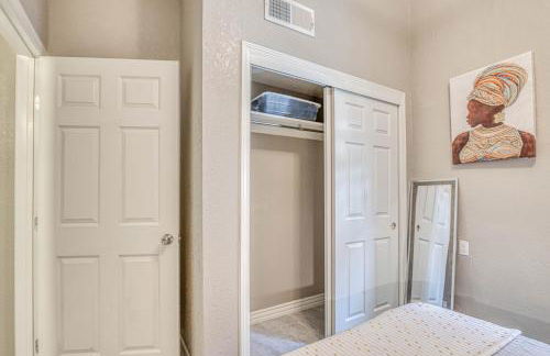 Close to All, Restful Duplex A in Downtown, UTEP, Hospitals - Foto 12