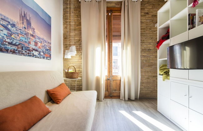 Happy People Sagrada Familia - Foto 27