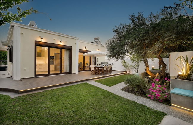 Chania Boutique Villa - Steps From the Beach - Foto 1