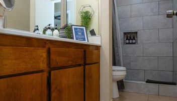 Cozy Condo minutes from the Sequoia National Park - Foto 5, Shower