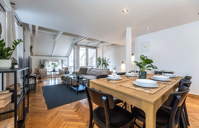 Charles Apartments in Old Town Prague - Photo 25