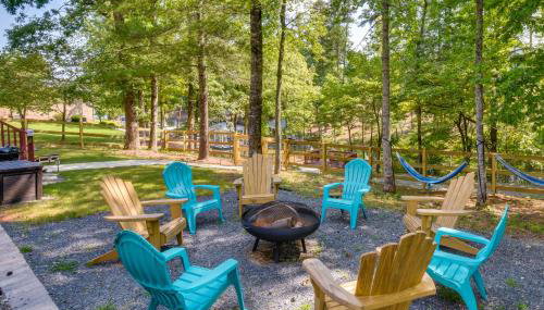 South Carolina Retreat with Fireplace and Lake Access! - Foto 2