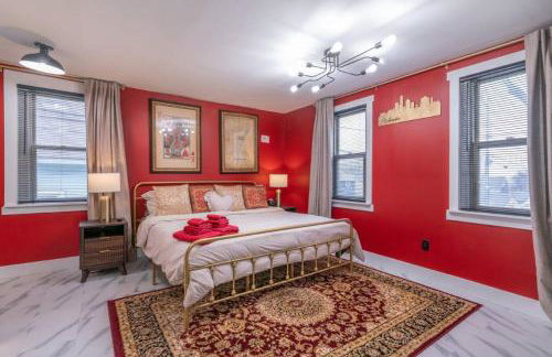 Pool Table, Arcade, Darts, 3 Car Garage, Sleeps 20 - Photo 25