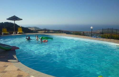 Villa Roberta With Big Private Pool - Photo 36