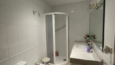 Apartamento Vallehermoso - Foto 5, towels, Shower