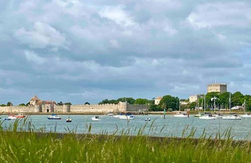 Spacious Semi-detached Southsea House, Free Parking On Drive - Photo 30