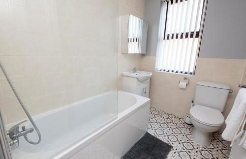 3-Bed Coastal Retreat - Foto 44