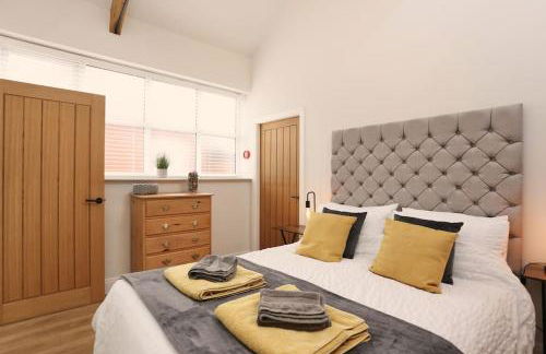 Stunning Coach House with two bedrooms and parking - Foto 43