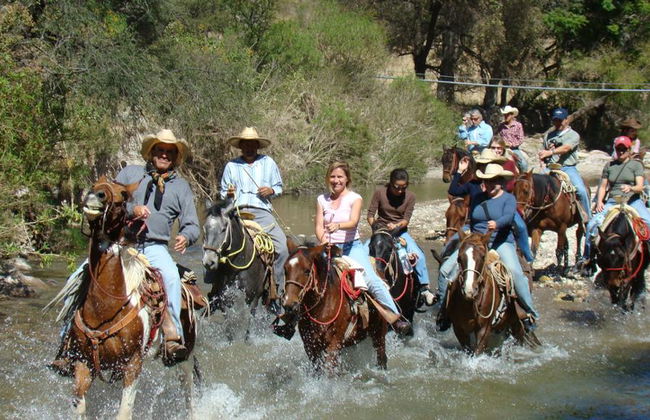 Reiten mit köstlichem typischem Mittagessen – Halbtagestour - Foto 1