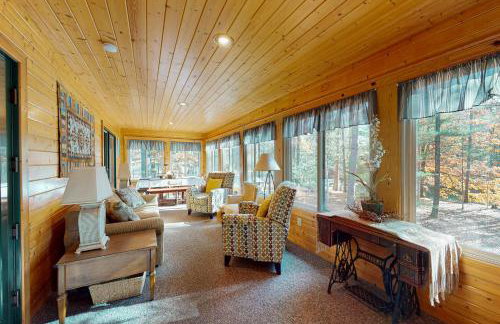 Manitowish Mike’s - Photo 17