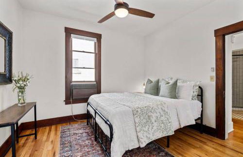 Historic Hideaway Hot Springs - Photo 8