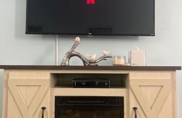 Charming home in heart of St Joseph 30 Plus days - Foto 28