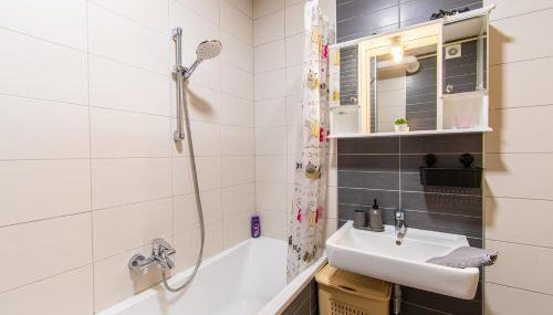 Flexible SelfCheckIns 54 - Zagreb - Garage - Loggia - New - Foto 3, Shower