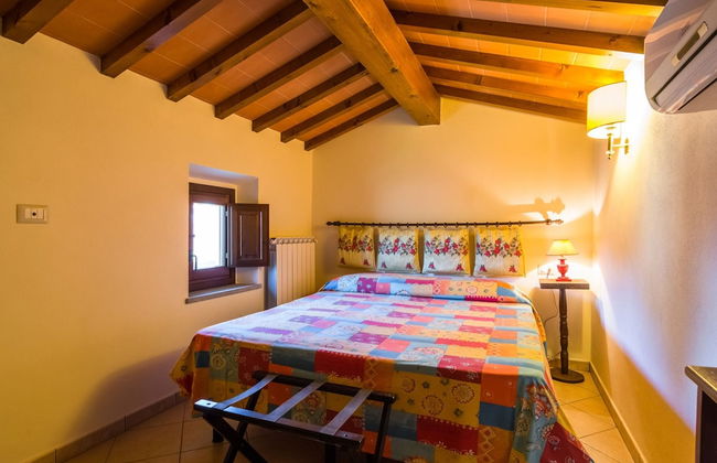 Beautiful Cottage in Dicomano With Swimming Pool - Foto 2