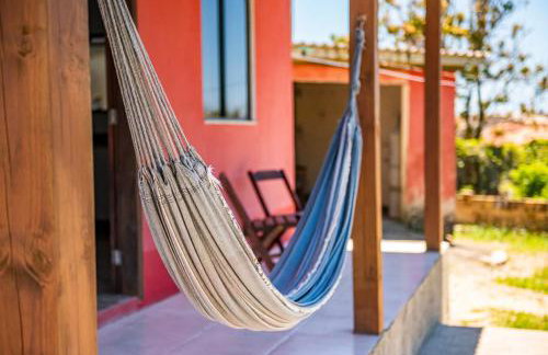Casa a 900m da Praia, com Churrasqueira, Varanda com Rede e Terreno grande - Foto 3