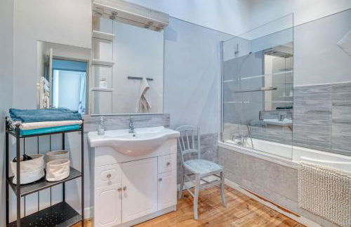 Maison avec piscine et jacuzzi - Foto 22