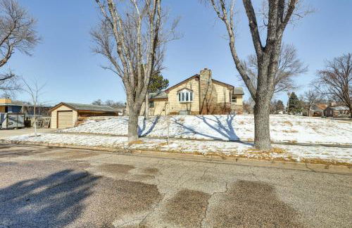 half Mi to Dtwn Pierre Family Home with Patio - Foto 29