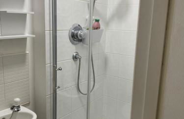 Etruria House - Near Water World, Festival Park and Bet365 - Foto 34