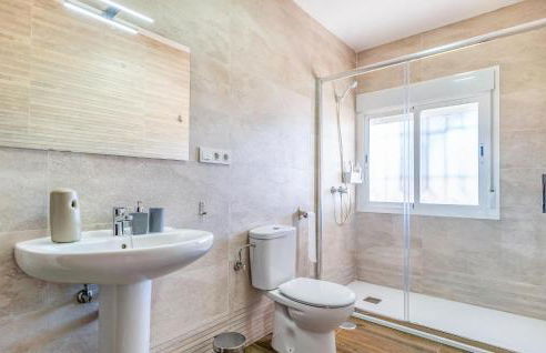 Gorgeous Home In Puente Genil With Wifi - Foto 25