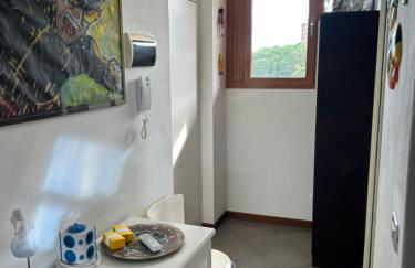 Appartamento in centro con vista - parcheggio gratuito e Wi-Fi - Foto 7