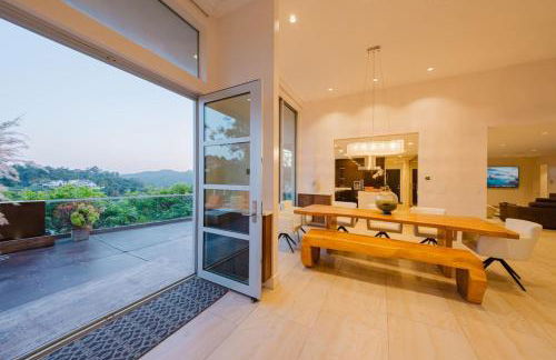 Beverly Hills Ultra Luxury Villa with Pool and Theatre - Foto 34