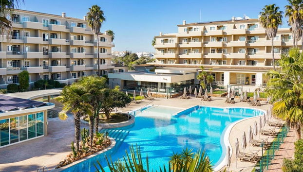 VP Flat With Balcony and Pool View - Foto 4, Habitación