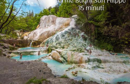 VAL D'ORCIA DELUXE 3 incantevole casa con vista sulle colline, WiFi e parcheggio - Foto 38