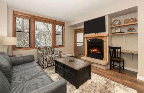 Ski-In/Ski-Out Zephyr 1 Bedroom Condo Winter Park - Foto 1