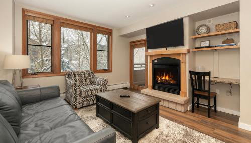 Ski-In/Ski-Out Zephyr 1 Bedroom Condo Winter Park - Foto 1