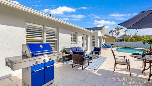 Private Pool｜Near Beach｜Fenced Yard｜Outdoor Living - Foto 3