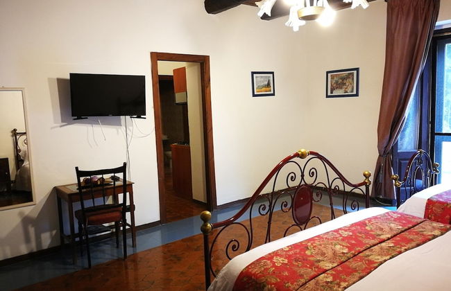 Charming Villa in Maida With Pool & Garden - Photo 5