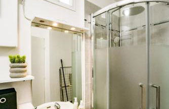 Le Mirage Des Sables - Parking - Netflix - Photo 4