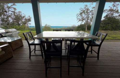 Luxury Oceanview Estate - Photo 35