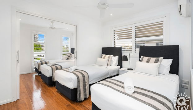 Surfers Villa - Q Stay - Photo 5, Room