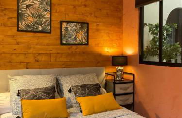 Les Loges Du Théatre 160m2 MAISON PRIVÉ 14 personnes MAX tout équipé a 200m de l'AVENUE DE CHAMPAGNE et toutes commodités DEGUSTATION CHAMPAGNE OFFERTE jacuzzi sauna jeux velos EMPLACEMENT EXCEPTIONNEL et CHIC - Foto 49