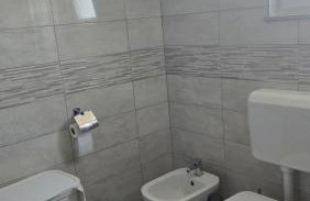 Kuča Mira - Foto 22