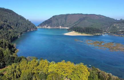 Casa con Jardín Enorme y Vistas Espectaculares Cerca de Pechon - Foto 32