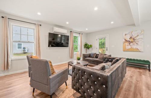 Spacious House with King Beds in Prime Location - Foto 5