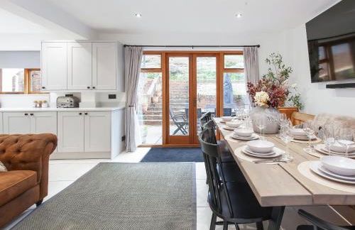 Blackthorn House - Photo 12