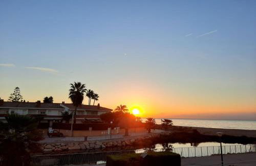 Cosy house with garden infront of the sea - Foto 1