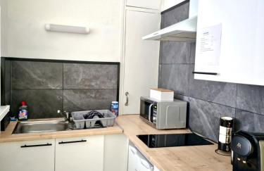 Tour Est - T2 entre Cité Médiévale et Bastide - Foto 18