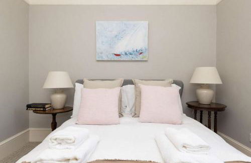 House & Annexe Sleeps 18 Heated Pool - Photo 38