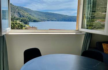 Newly Refurbished Komiza Haven - Photo 12