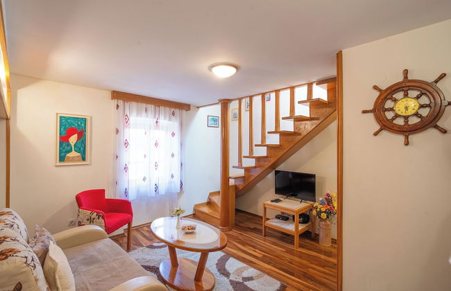 Studios Belvi - Photo 33