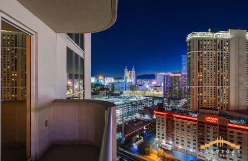 MGM Signature-17-801 1Br2Ba F1 Strip View Balcony - Foto 49