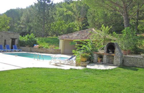 Attractive Holiday Home in C reste with Pool - Foto 18