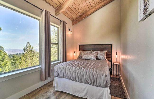 Hot Tub, Pool Table Luxe Reno Chalet with Mtn View! - Foto 55