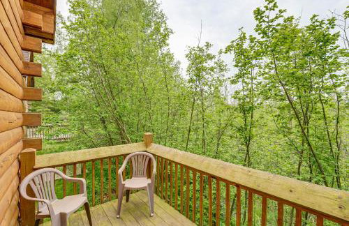 Fire Pit and Porch Warm and Woodsy Rothbury Escape! - Foto 23